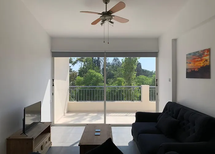 Paradise Gardens 3 - Superb 1 Bed *