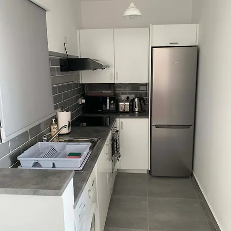 Paradise Gardens 3 - Superb 1 Bed *