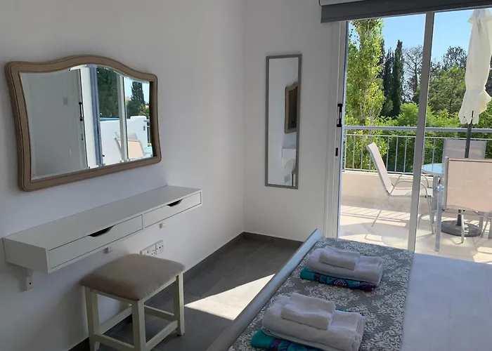 Апартаменты Paradise Gardens 3 - Superb 1 Bed *